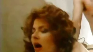 Η Natalie Knight δοκιμάζει εσώρουχα πριν γαμήσει τον αδερφό της φίλης της βιντεο σεξ