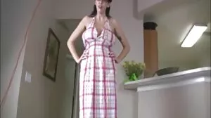 Η γκει σεξ βιντεο Kira Queen Cums σε έναν μεγάλο μαύρο κόκορα