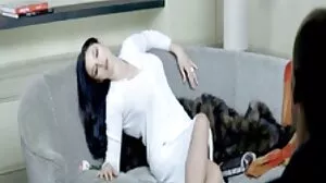 Παρακολουθώντας το Scarlit σεξ βιντεο φρι Get Her Creampie