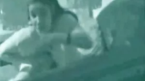 Τα μάτια κάτω, τα βυζιά σεχ ταινιεσ βιντεο δωρεαν έξω